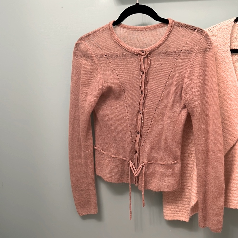 Dainty Taupe Cropped Cardigan with Opalescent Buttons, size S/M